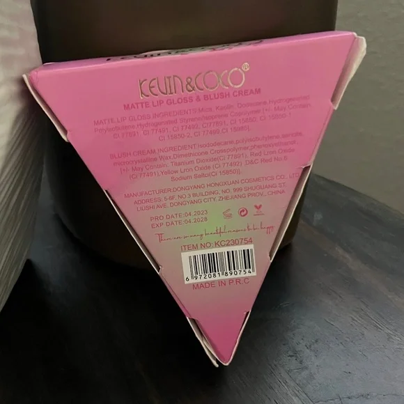 KEVIN and COCO Liquid Lip Gloss and Blush Cream Set NEW - Picture 2 of 7